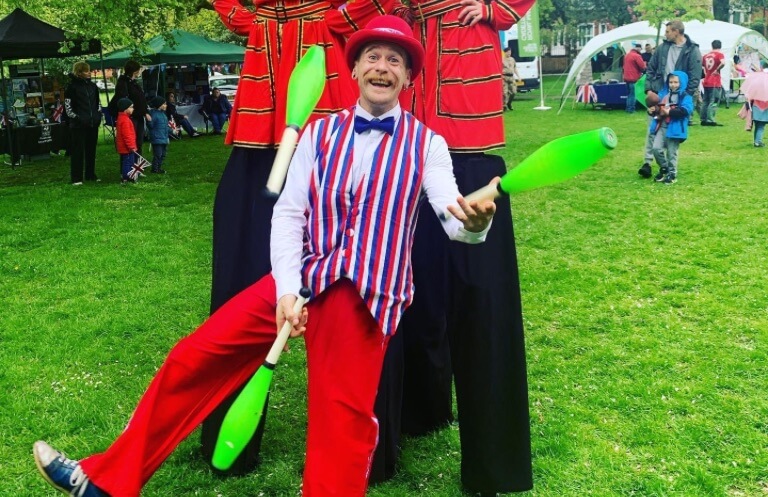 Jubilee jugglers